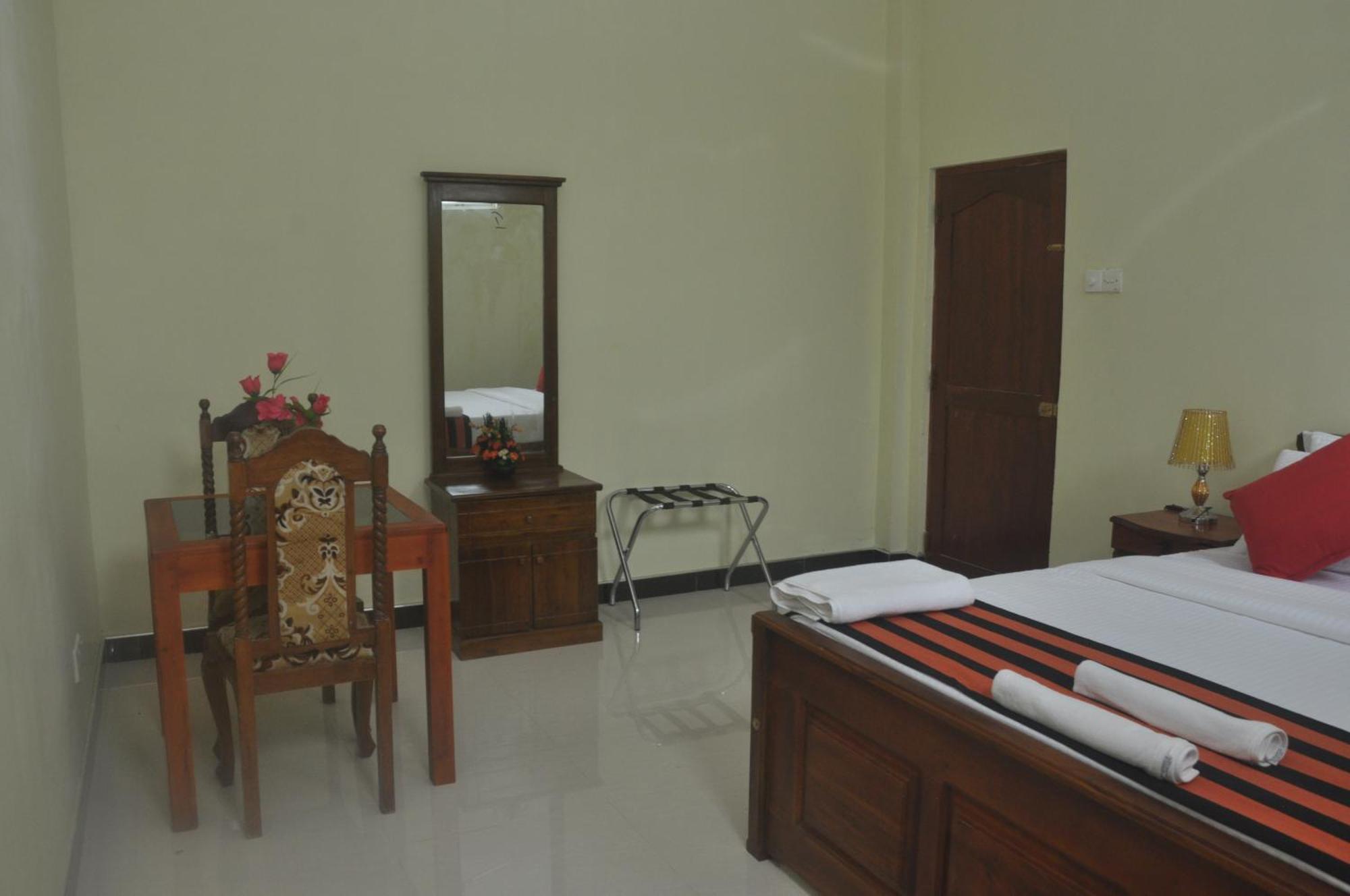 The Max Villa Negombo Eksteriør bilde